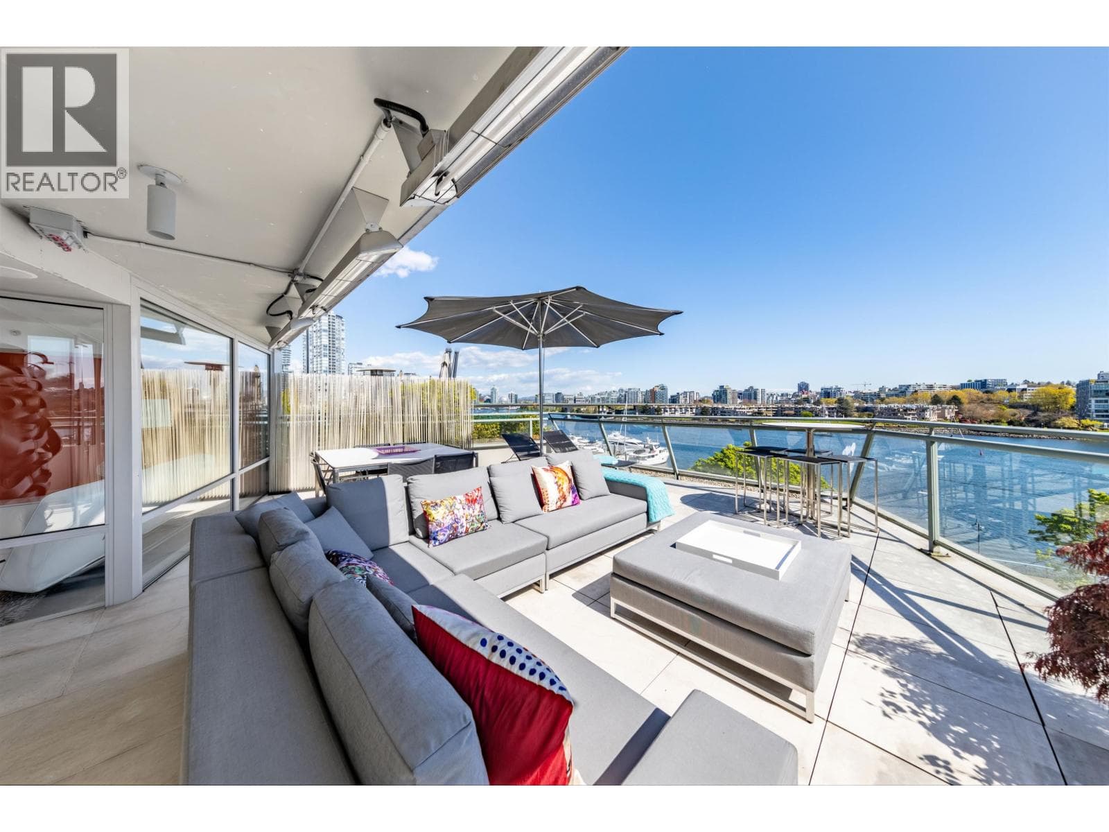 606 1288 MARINASIDE CRESCENT, Greater Vancouver — photo 4