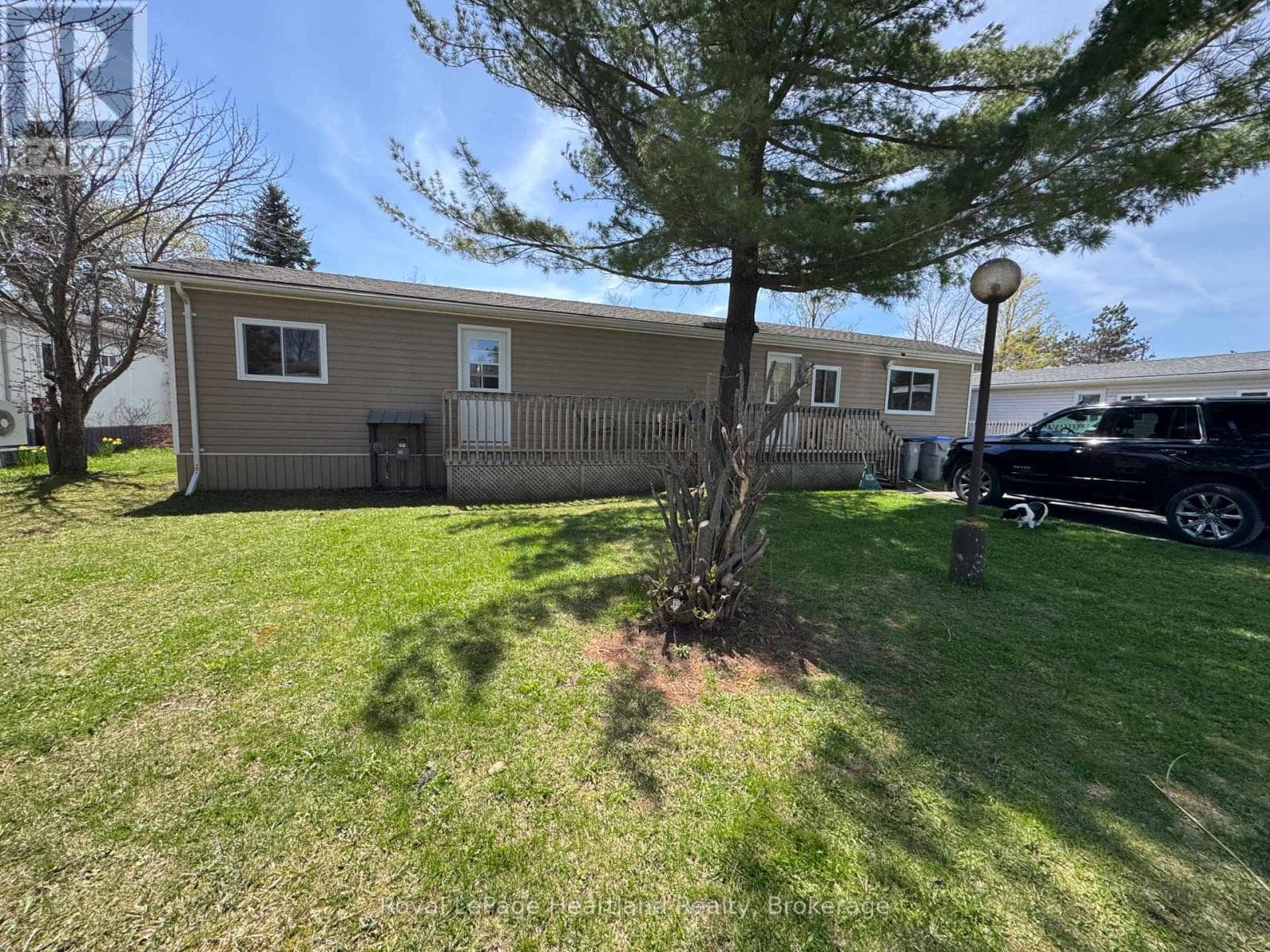 36 - 39724 AMBERLEY ROAD in 