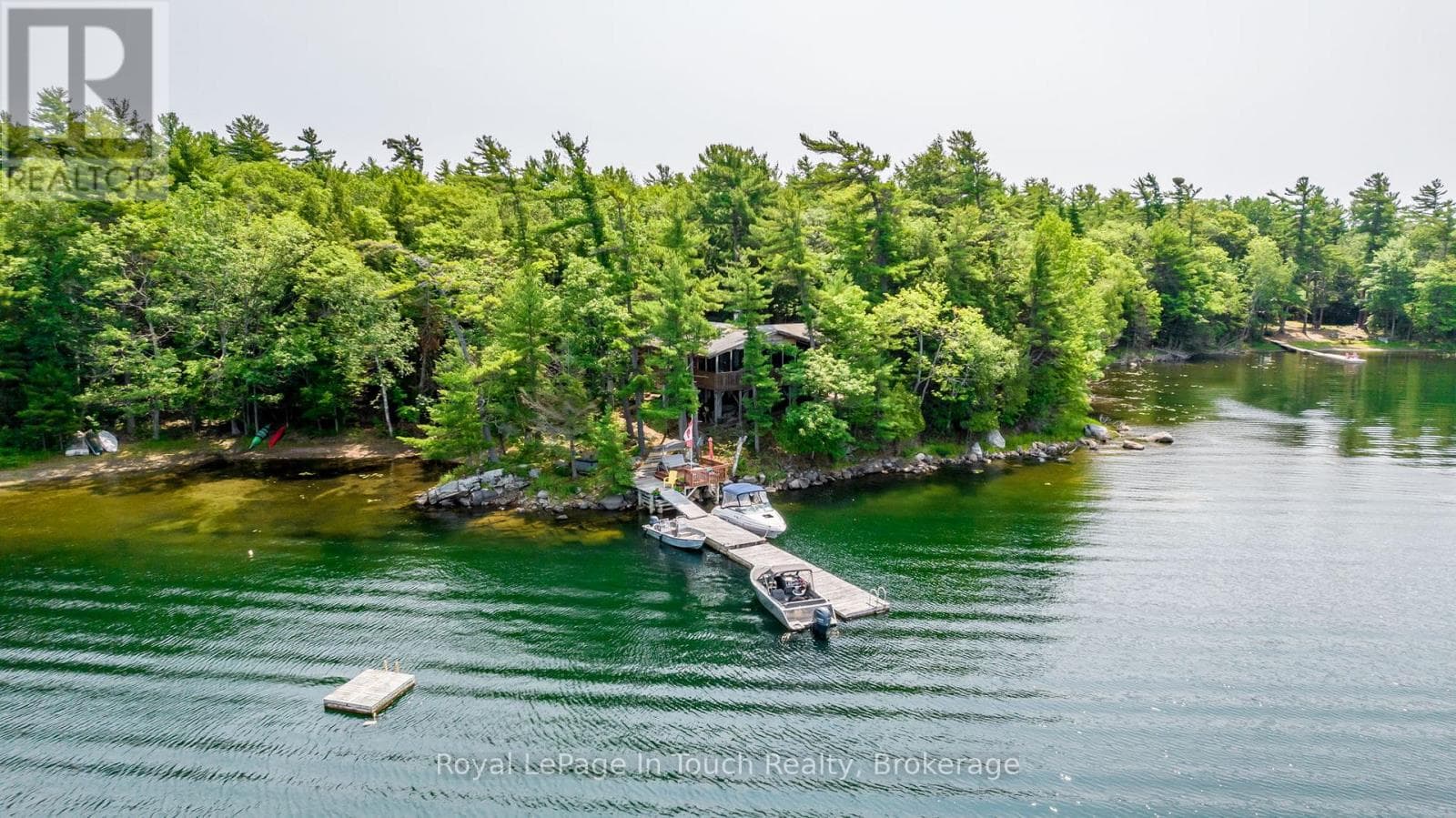 B207-7 WAHSOUNE ISLAND, OnePoint — photo 2