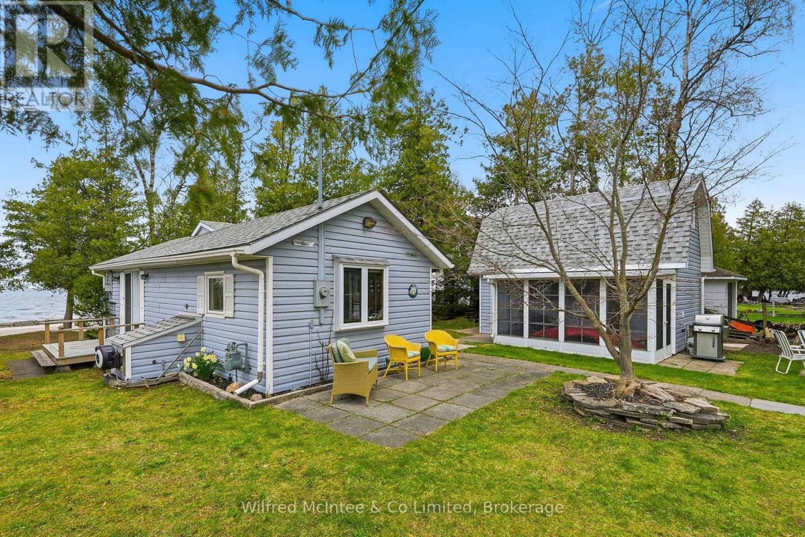23 FENTON DRIVE, OnePoint — photo 2