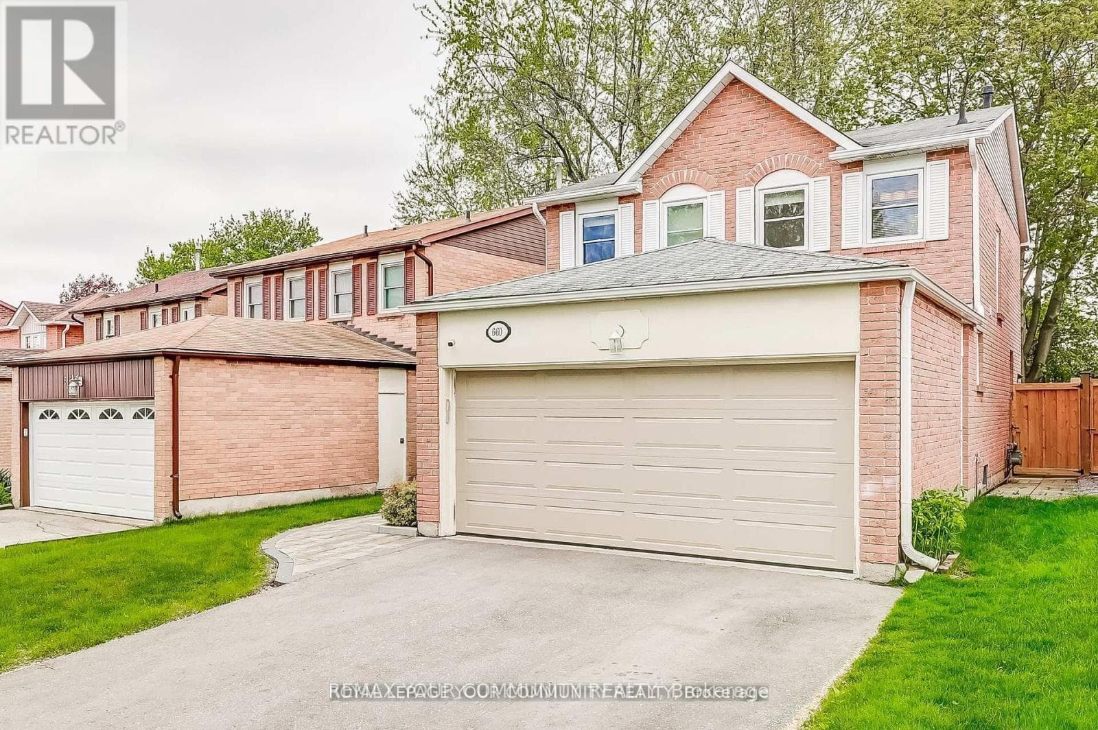 660 FOXWOOD TRAIL, Toronto — photo 3