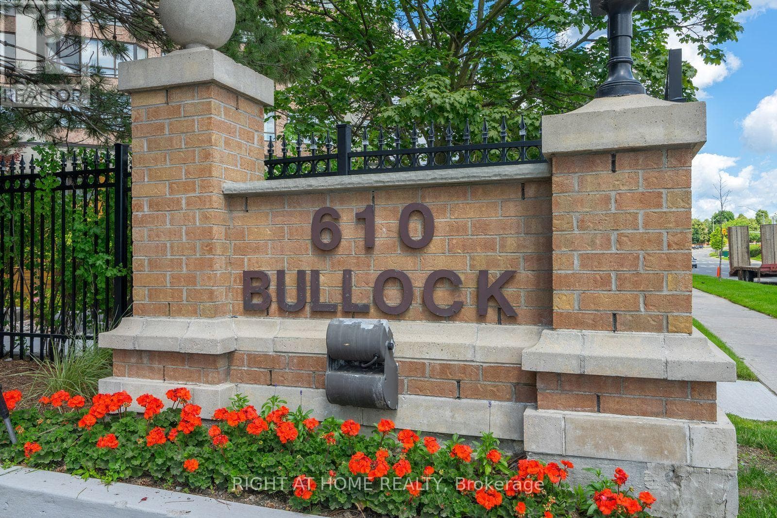 1116 - 610 BULLOCK DRIVE, Toronto — photo 3