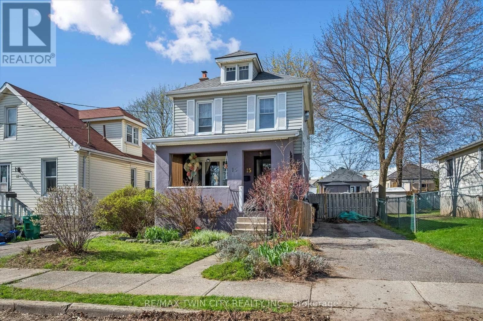 15 WATERSIDE AVENUE, Toronto — photo 2