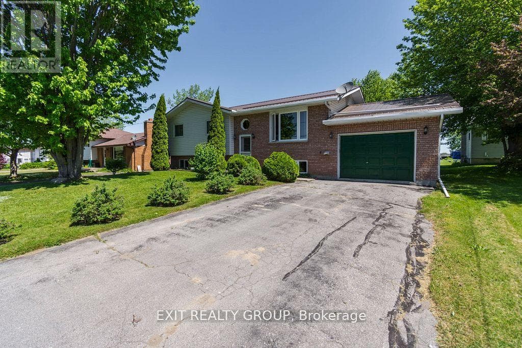 147 BALDWIN STREET, Central Lakes — photo 4