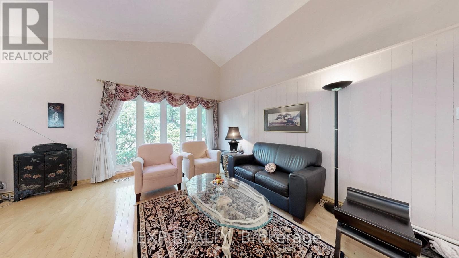 6 ABBOTTSWOOD ROAD, Toronto — photo 4