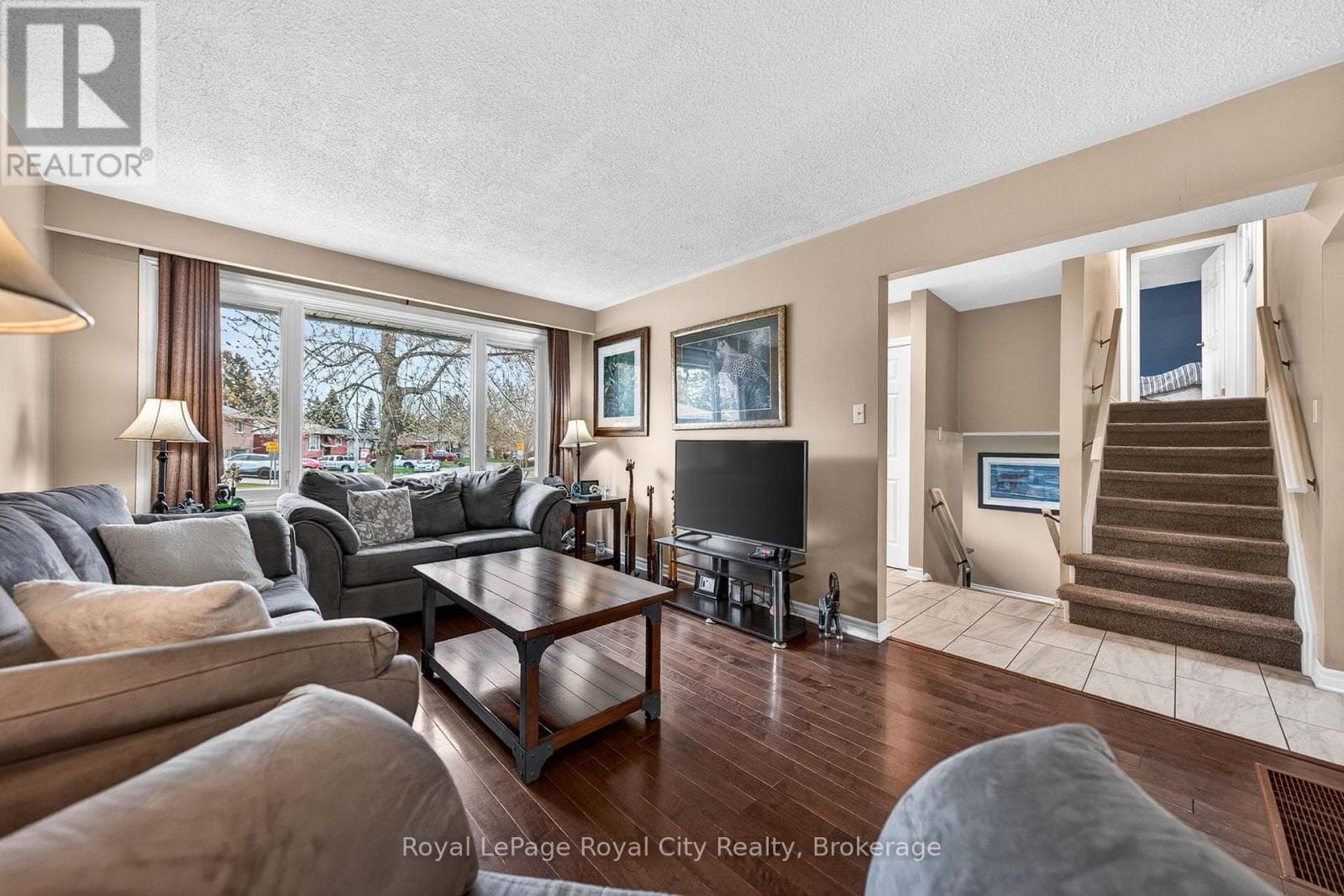 16 SANDERSON DRIVE, OnePoint — photo 4