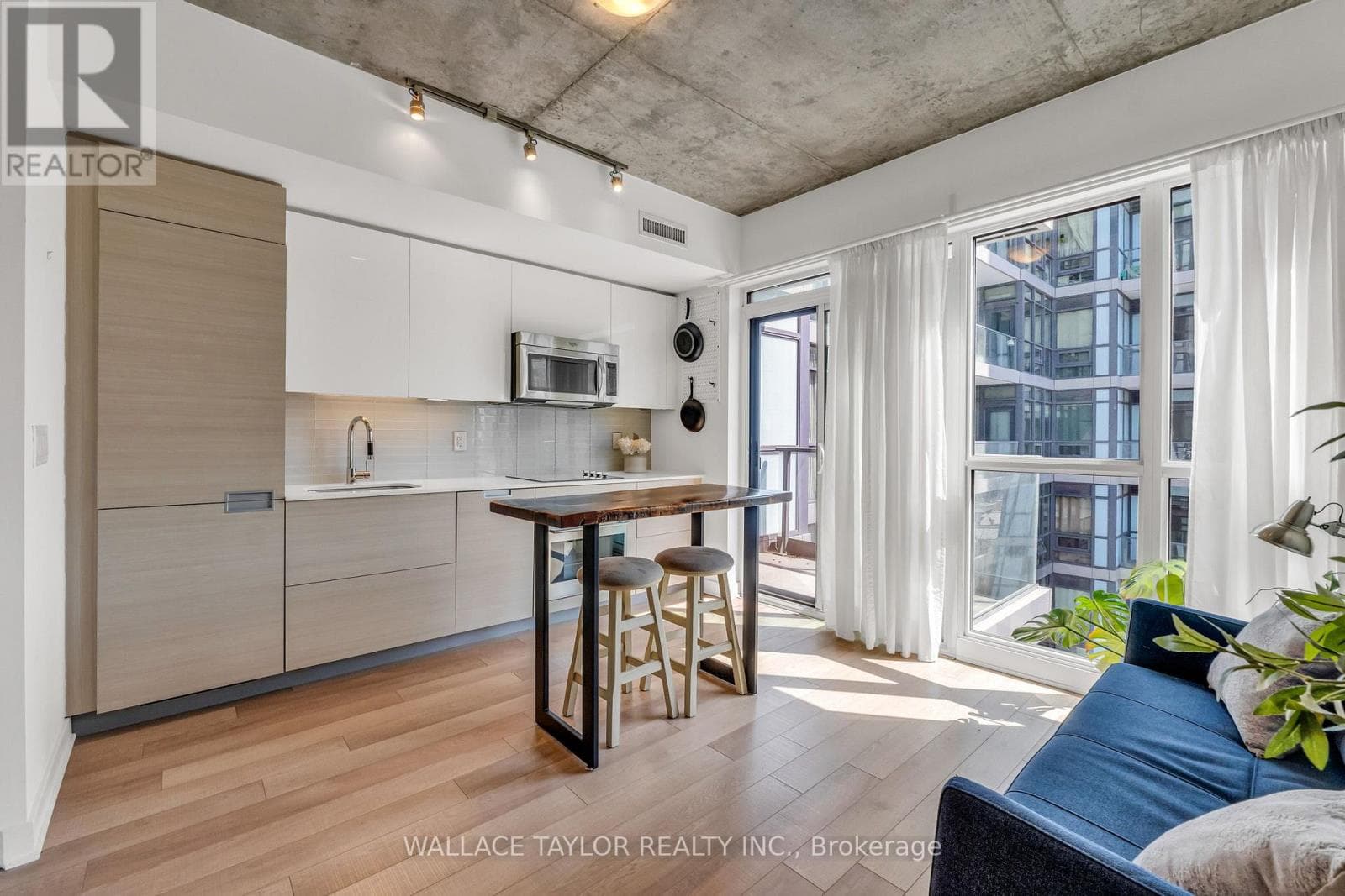 1702 - 210 SIMCOE STREET in Kensington-Chinatown