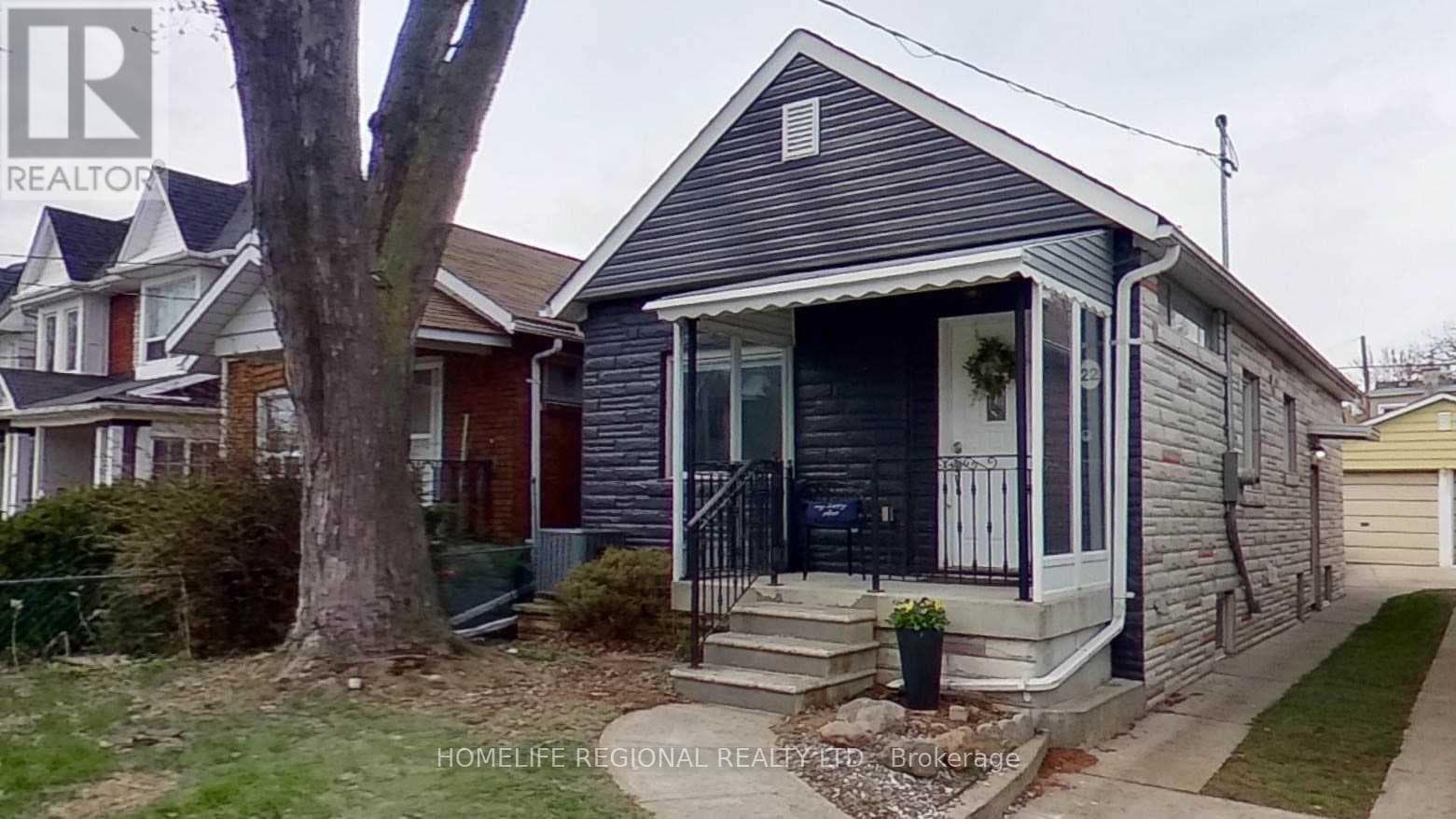 22 CRISCOE STREET in Rockcliffe-Smythe