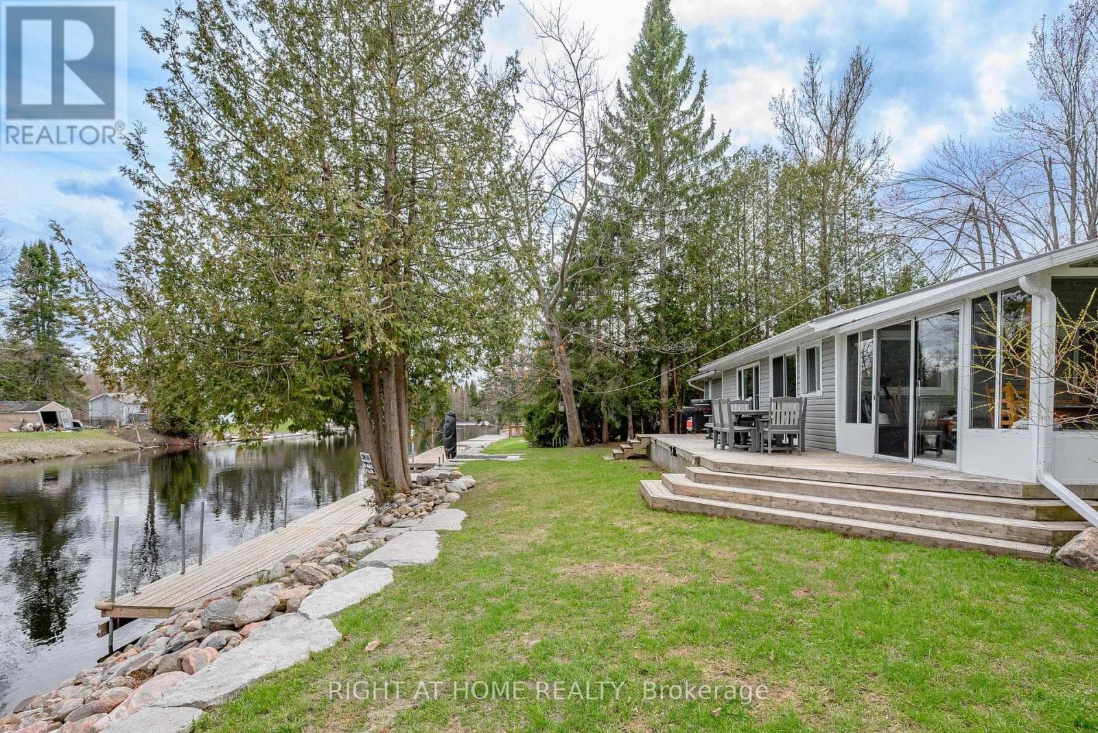 369 SOUTHAM DRIVE, Toronto — photo 5