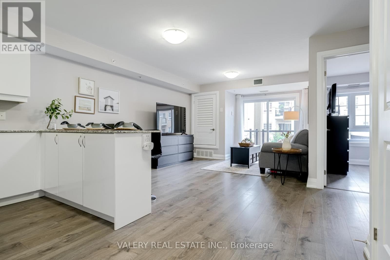 226 - 481 RUPERT AVENUE, Toronto — photo 2