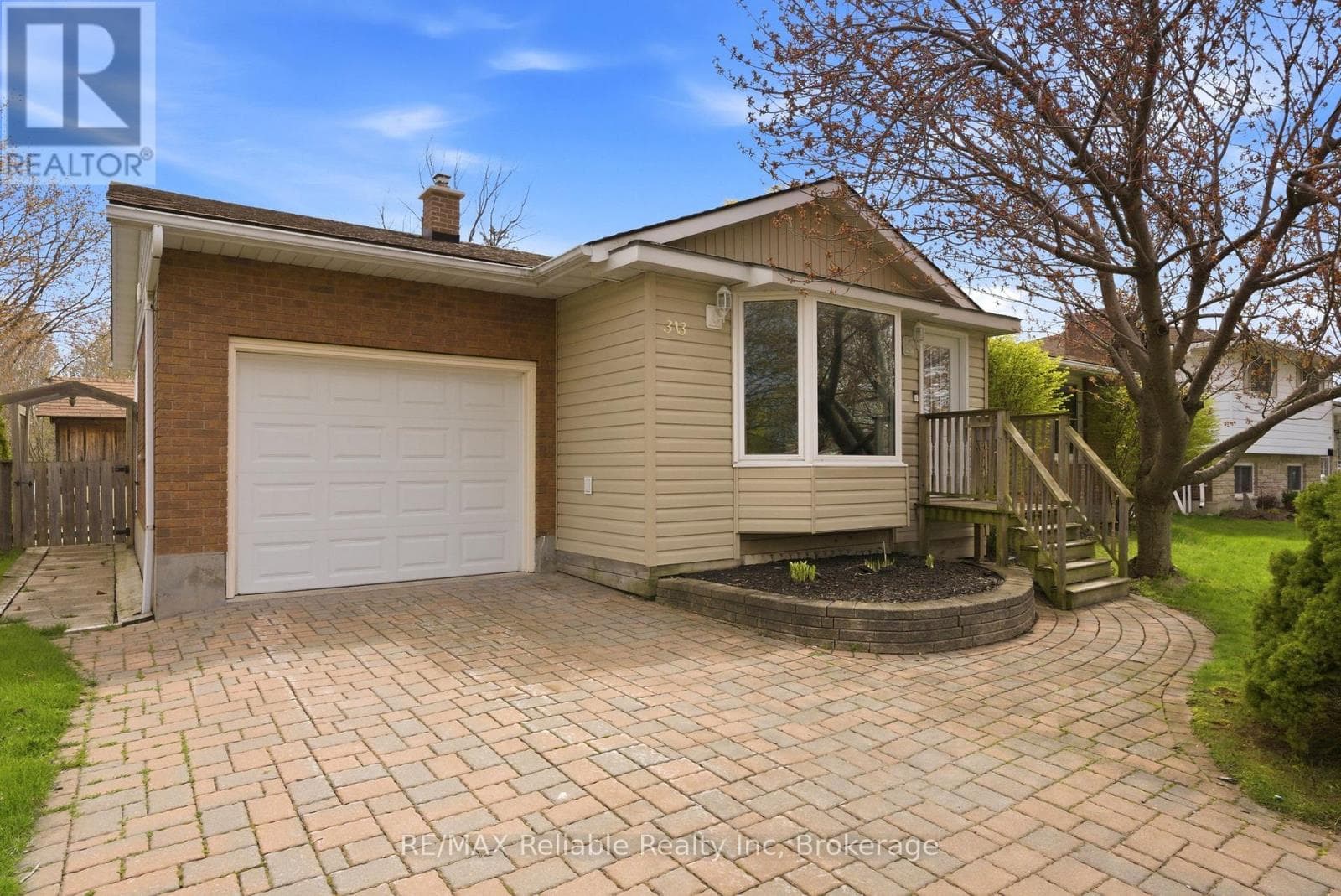 313 KROHMER DRIVE, OnePoint — photo 4