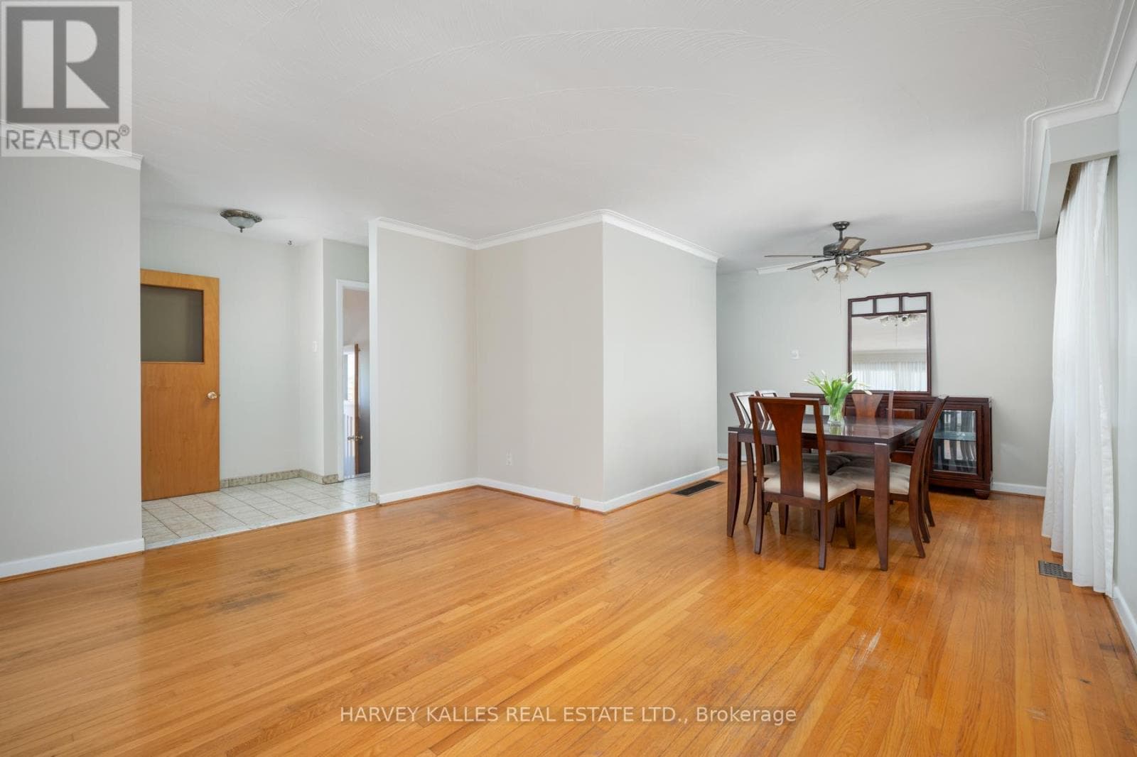 133 WOOD LANE, Toronto — photo 4