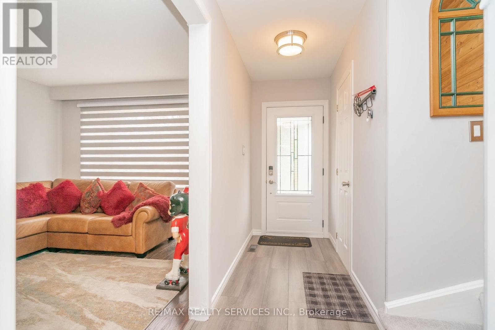 6 LAUDERDALE ROAD, Toronto — photo 5