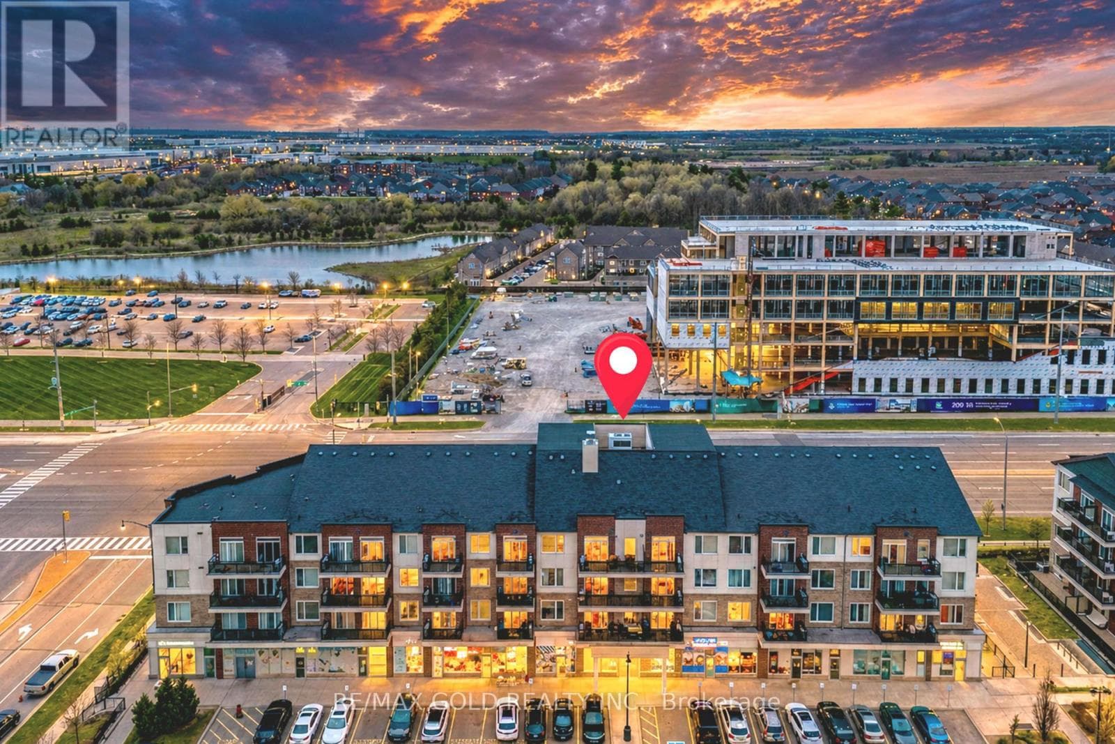 217 - 50 SKY HARBOUR DRIVE in NEW SPRINGBROOK