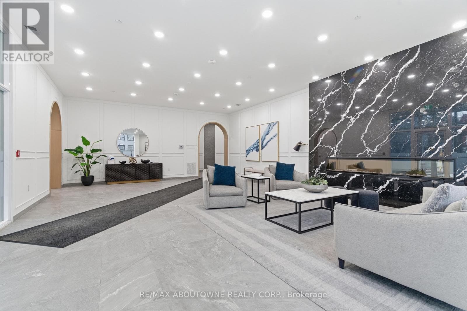 506 - 71 WYNDHAM STREET S, Toronto — photo 5