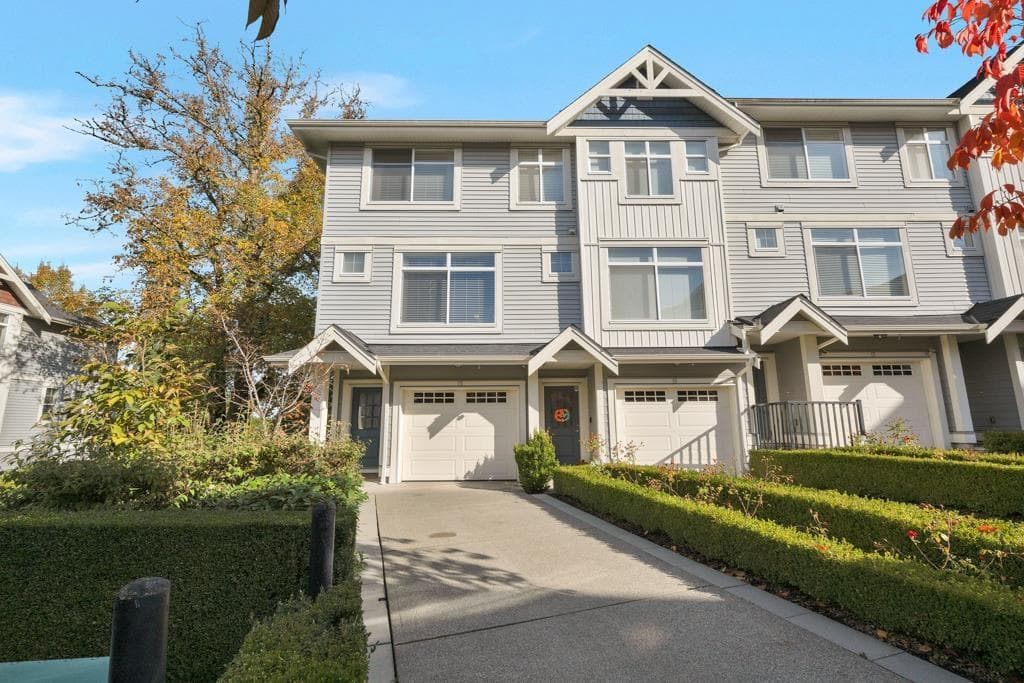 15 7198 179 STREET in North Cloverdale West