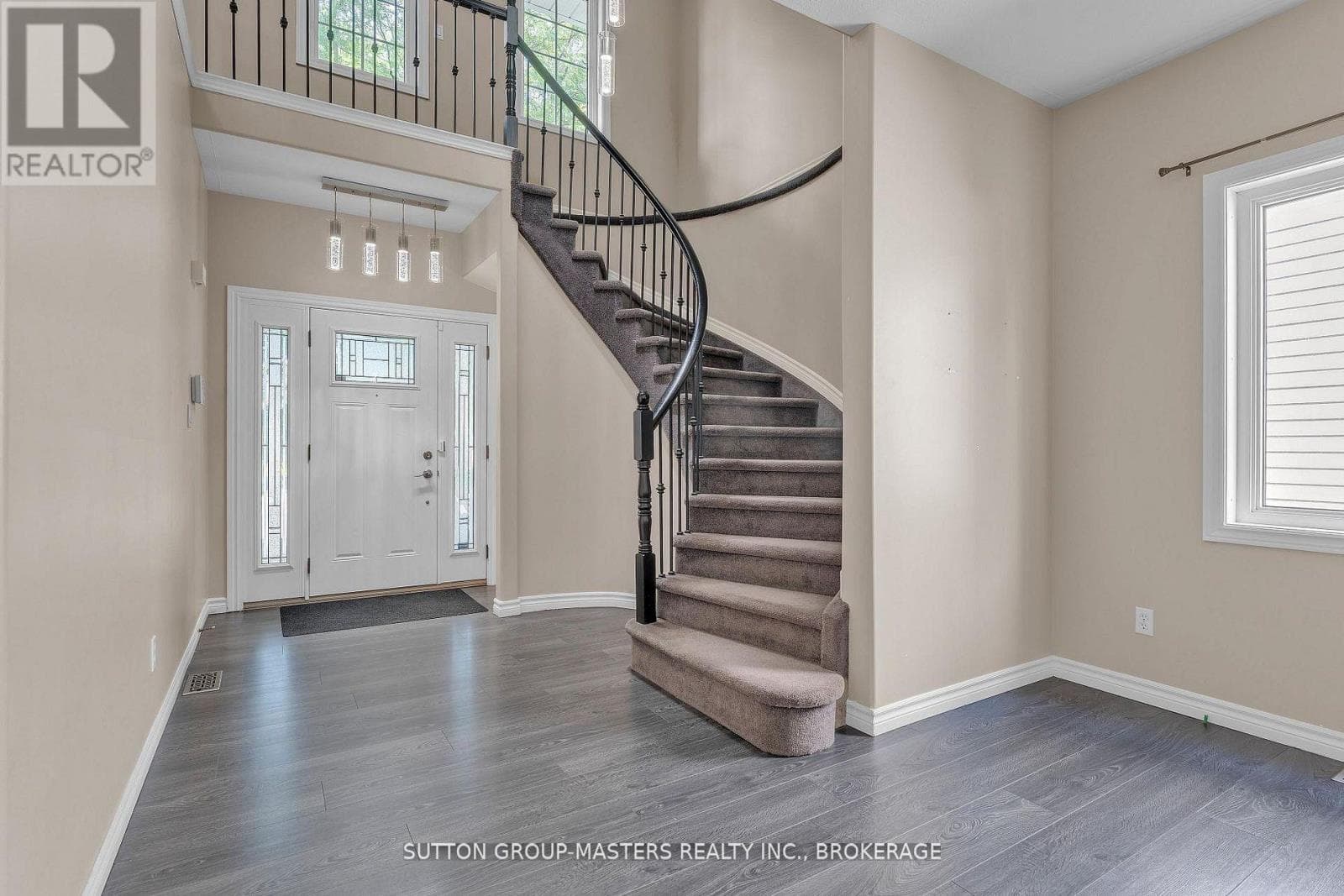 384 EMERALD STREET, Kingston — photo 4