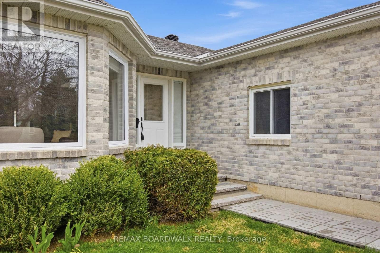 33 TREELAWN BOULEVARD, Ottawa — photo 3