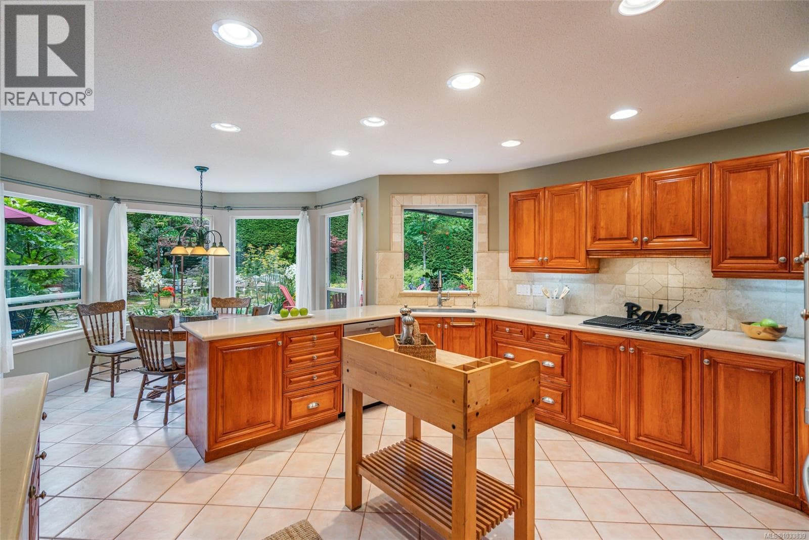 3383 Rockhampton Rd, Vancouver Island — photo 5