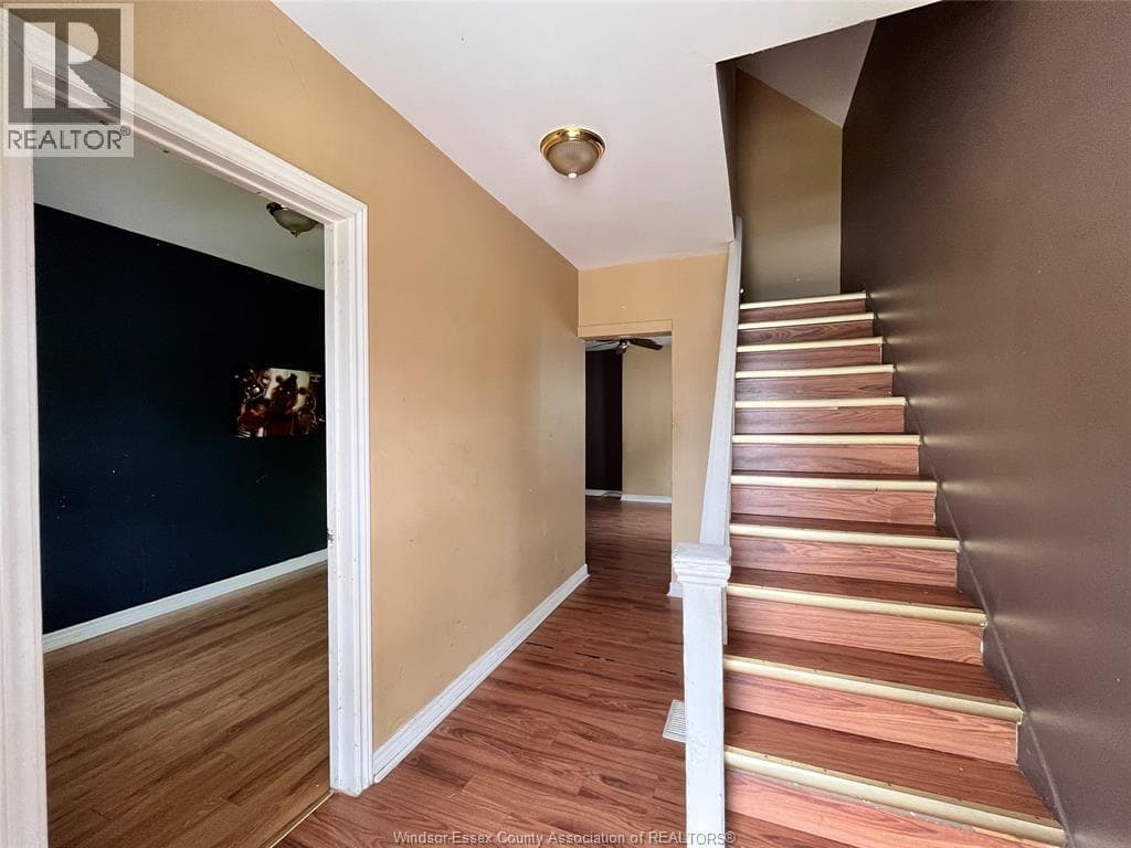 383 BRIDGE AVENUE, Windsor — photo 3