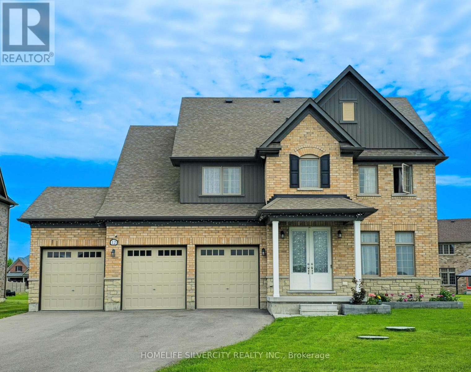 12 SUMMER BREEZE DRIVE, Toronto