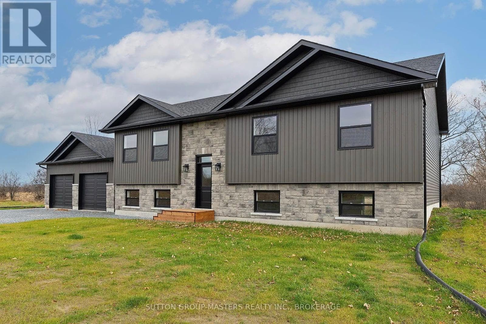 3893 ROUND LAKE ROAD W, Kingston — photo 2