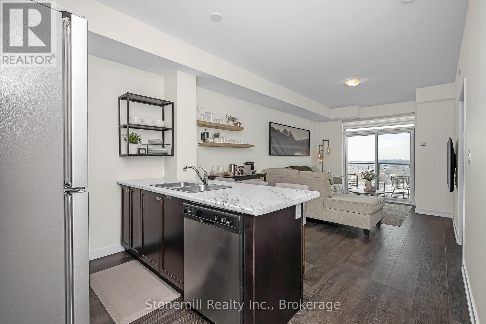 701 - 450 DUNDAS STREET E, Oakville-Milton — photo 4