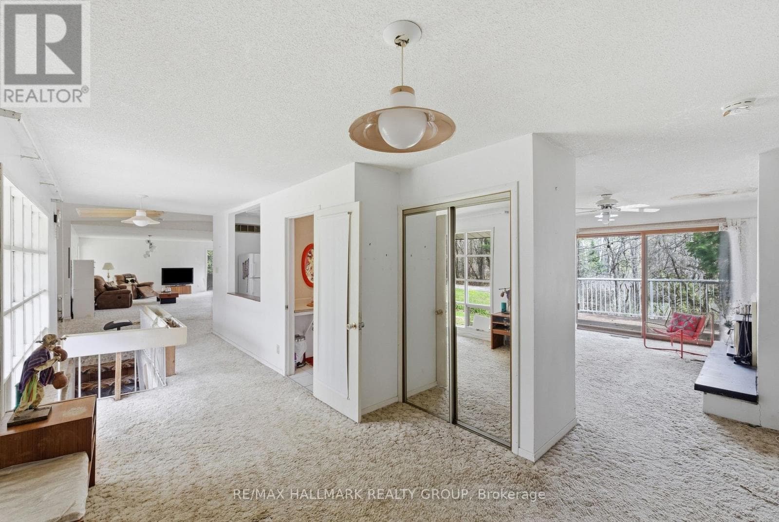 111 ELMGROVE ROAD, Ottawa — photo 5