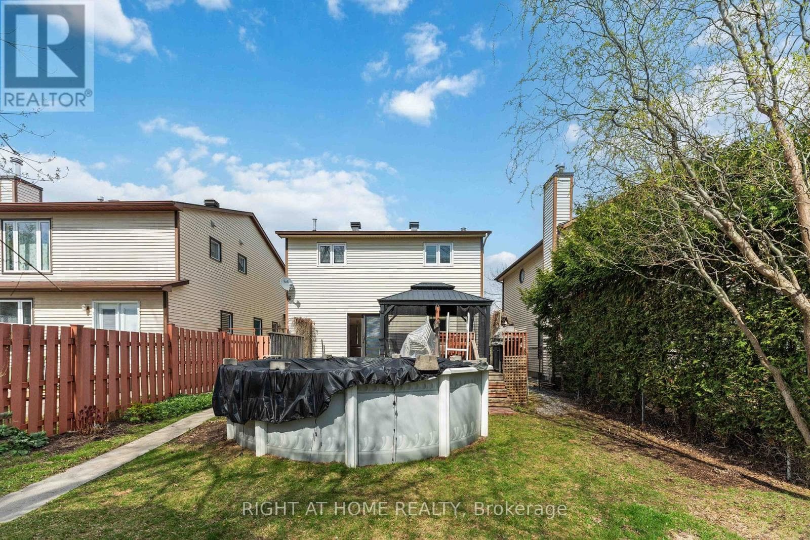 26 DENHAM WAY, Ottawa — photo 2