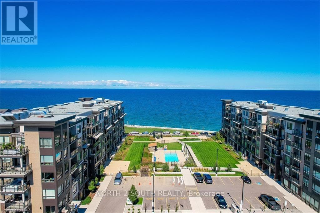 408 - 40 ESPLANADE LANE in 