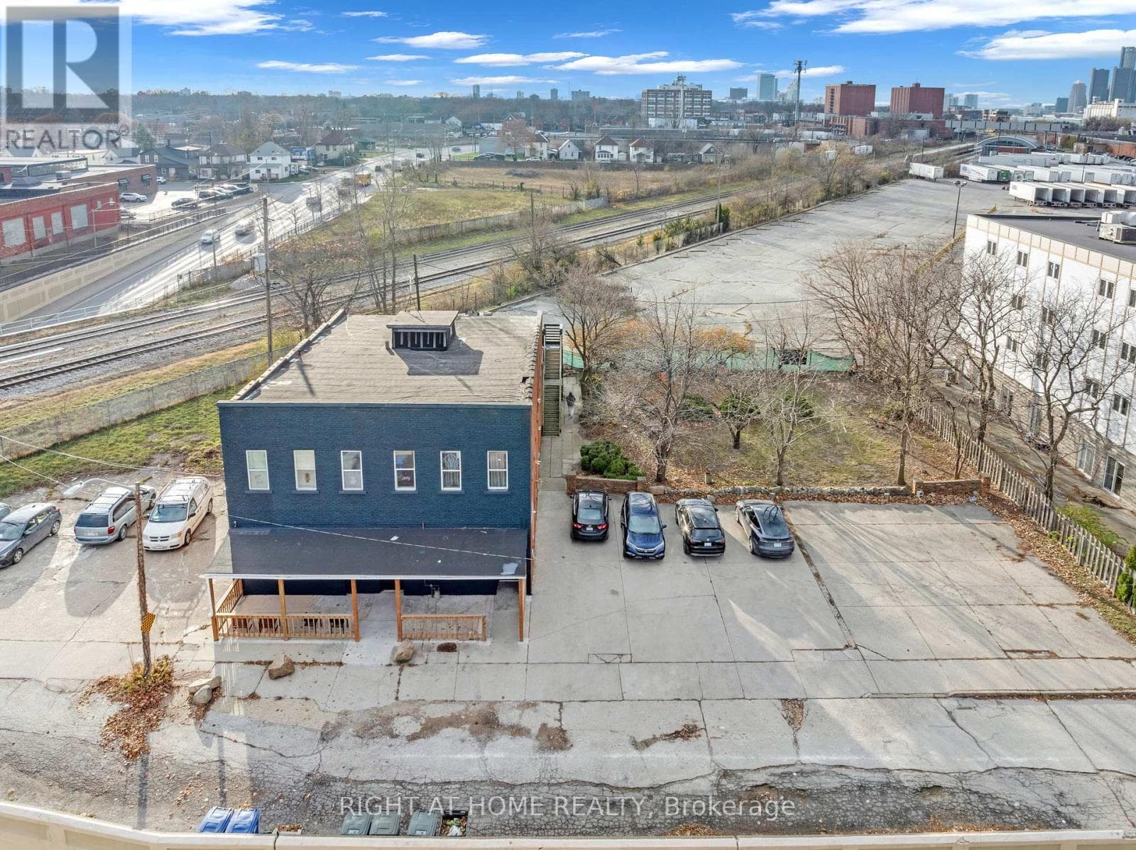 2 - 279 DROUILLARD ROAD, Toronto — photo 2