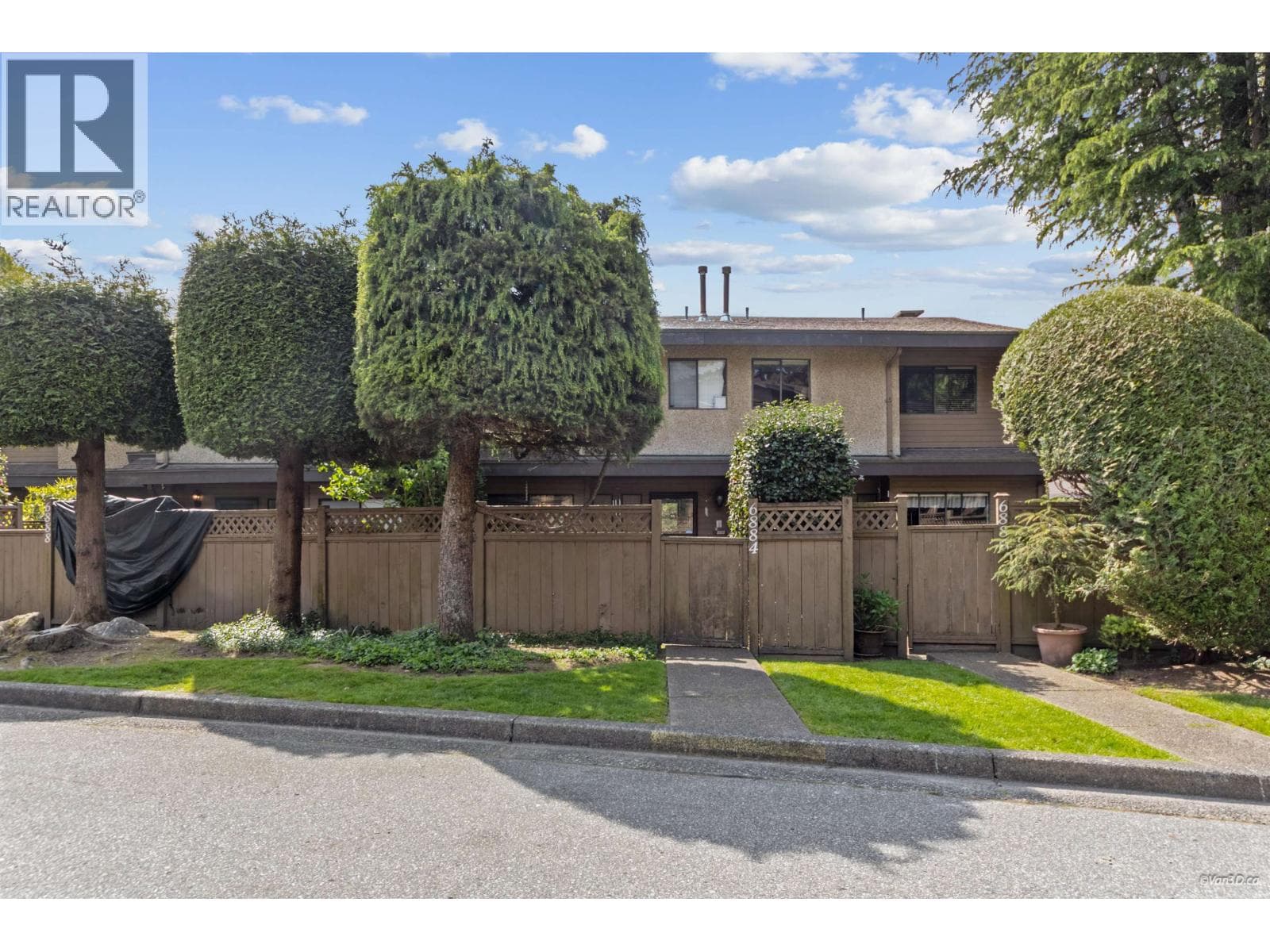 6884 BROMLEY COURT, Greater Vancouver — photo 4