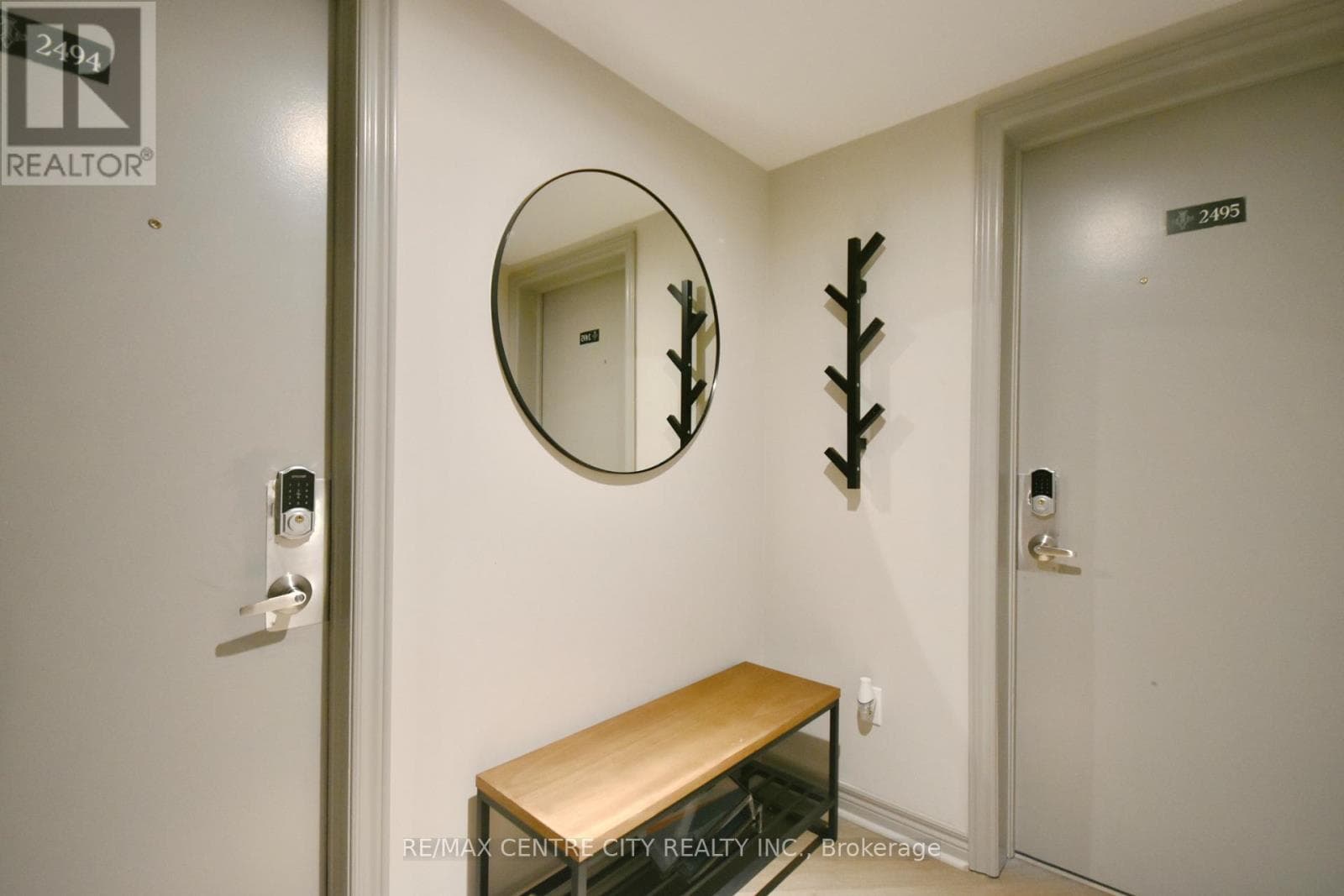 2494 - 90 HIGHLAND DRIVE, London and St. Thomas — photo 4