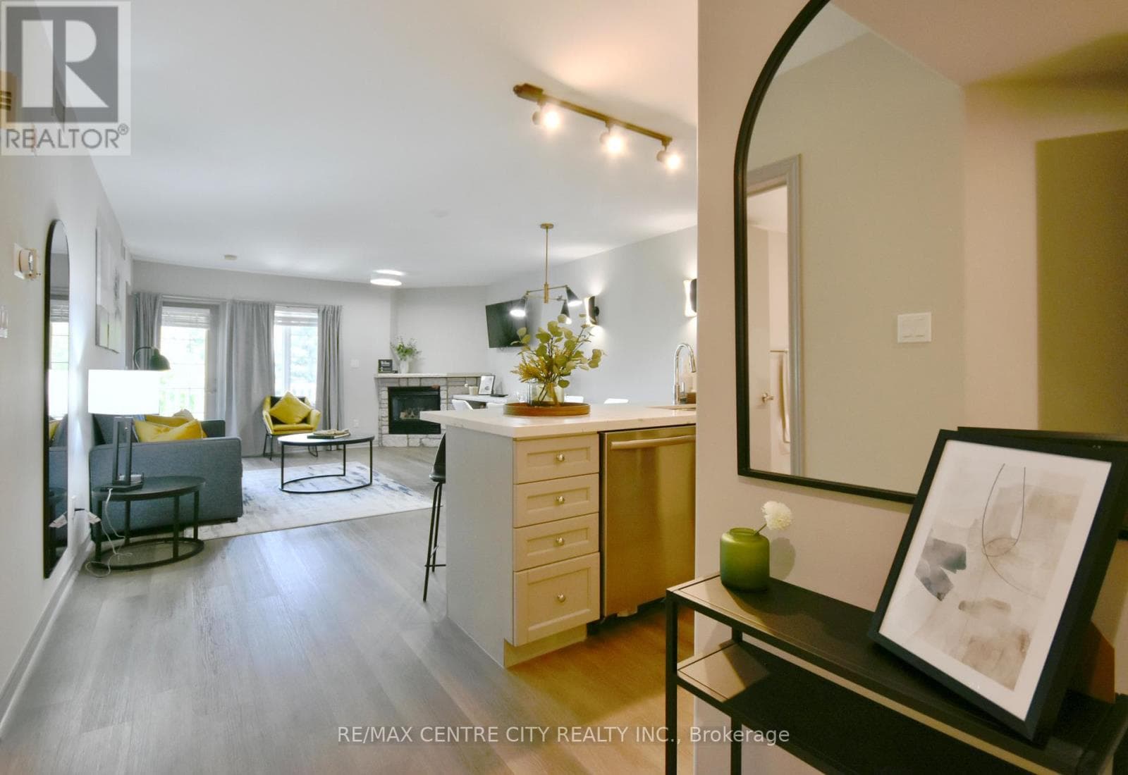 2494 - 90 HIGHLAND DRIVE, London and St. Thomas — photo 5