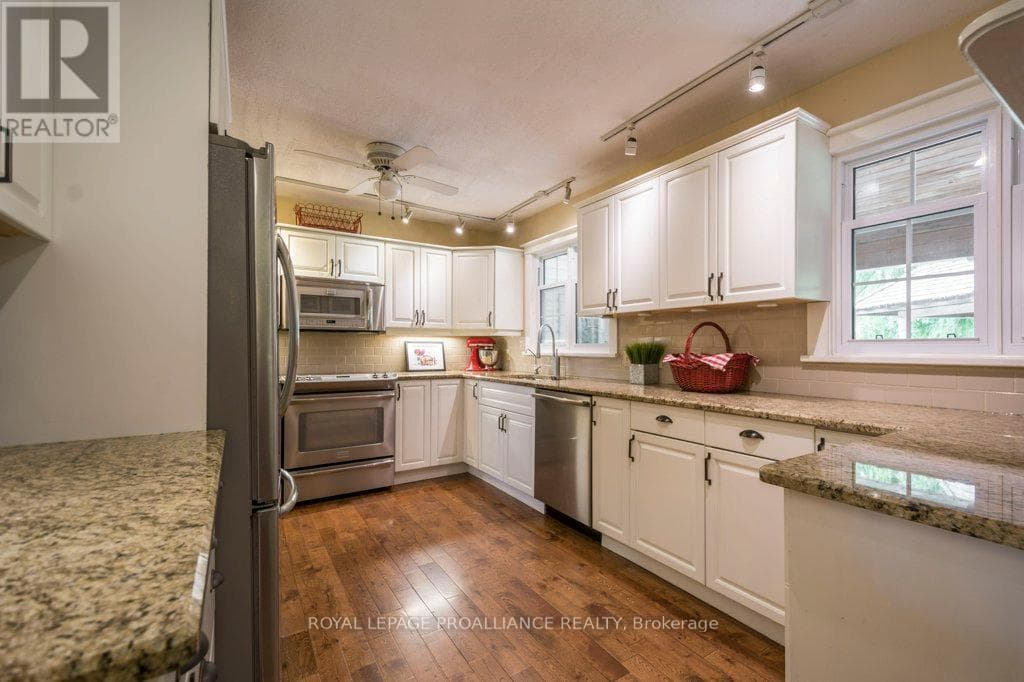 21 STORMS LANE, Central Lakes — photo 5