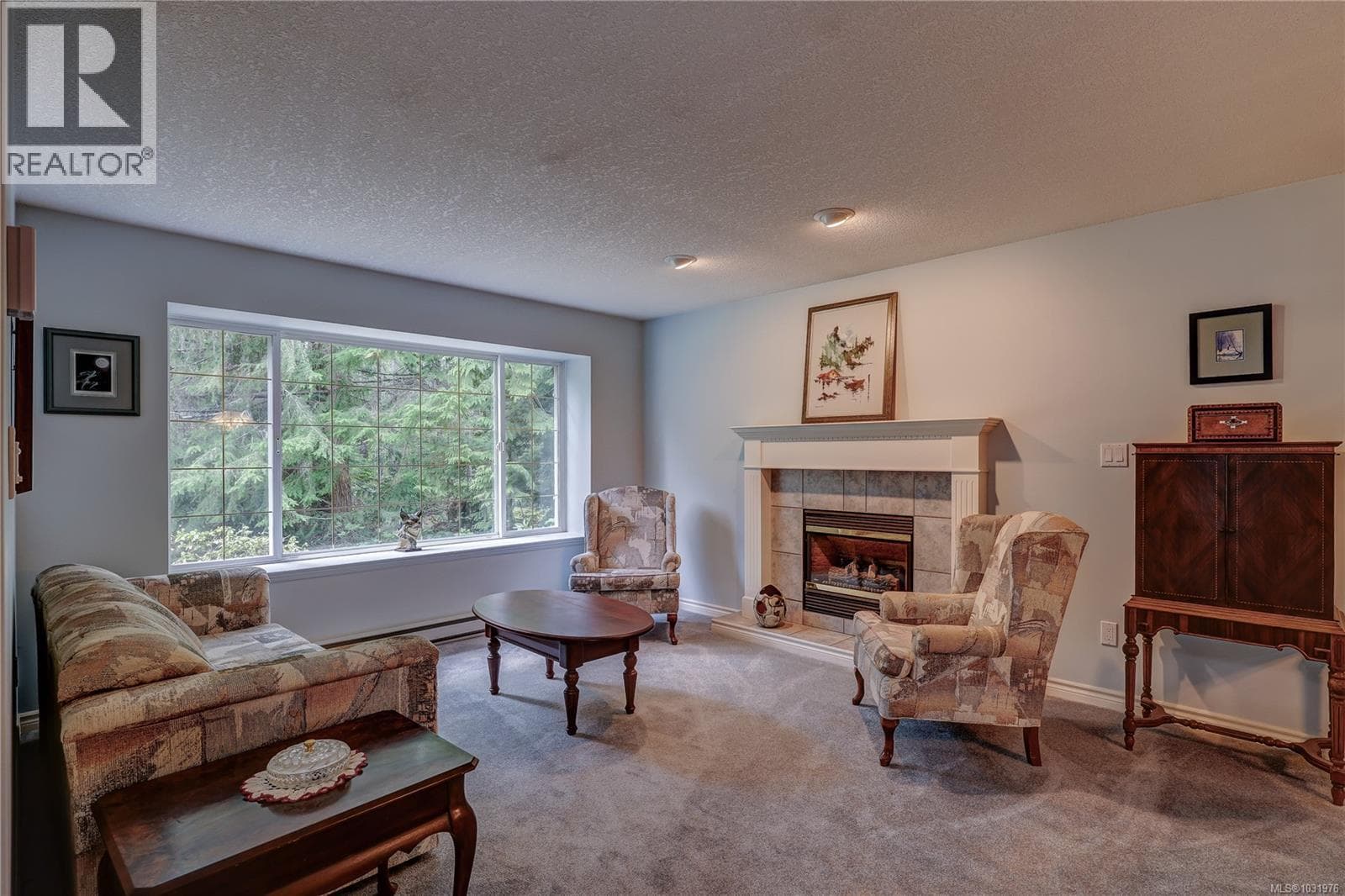 1377 Meadowood Way, Vancouver Island — photo 3