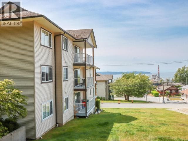 307-5700 WILLOW AVE, Powell River — photo 3