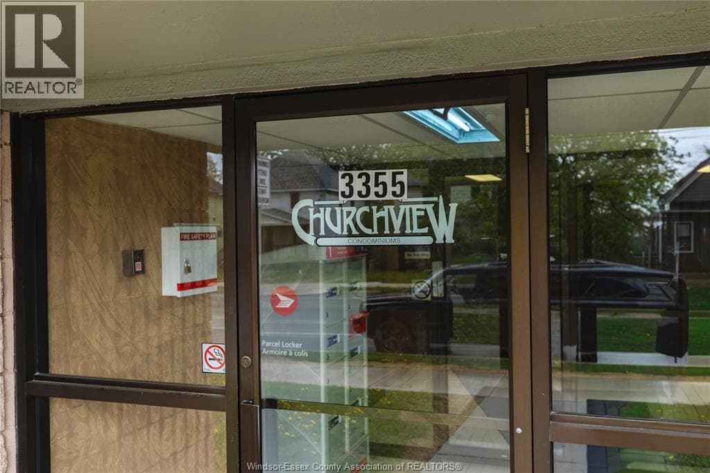 3355 SANDWICH Unit# 310, Windsor — photo 2