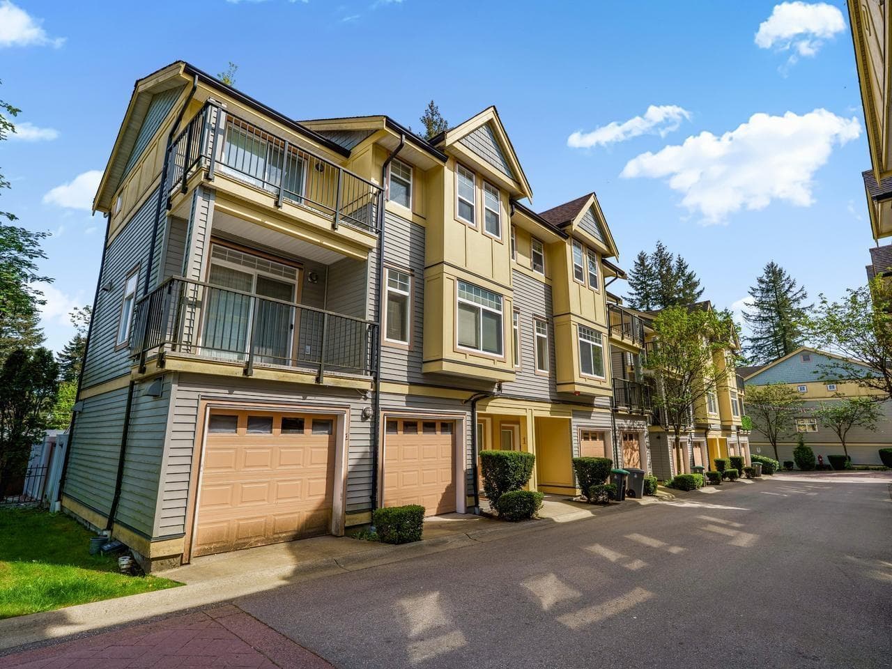 2 15518 103A AVENUE in Fleetwood
