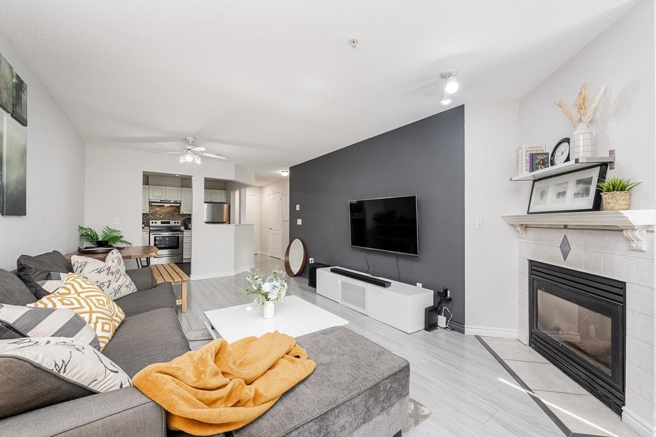 101 5765 GLOVER ROAD in Douglas