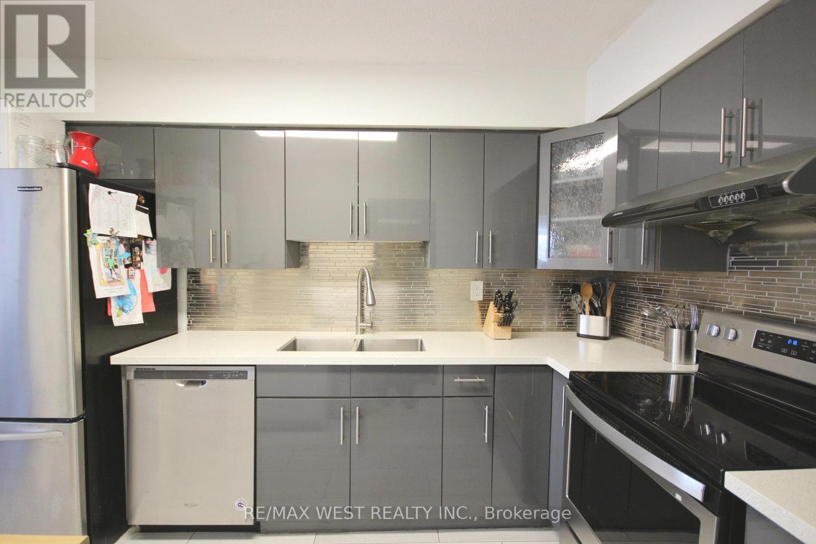 801 - 3380 EGLINTON AVENUE E, Toronto — photo 5