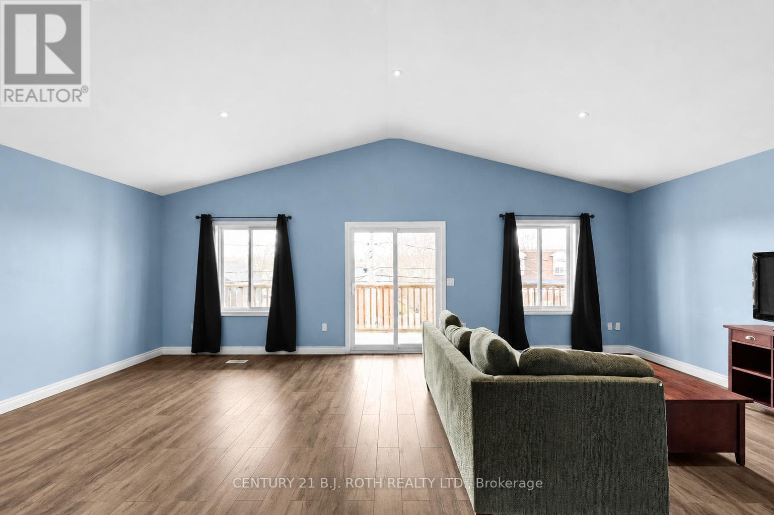 102 DUNLOP STREET, Toronto — photo 4