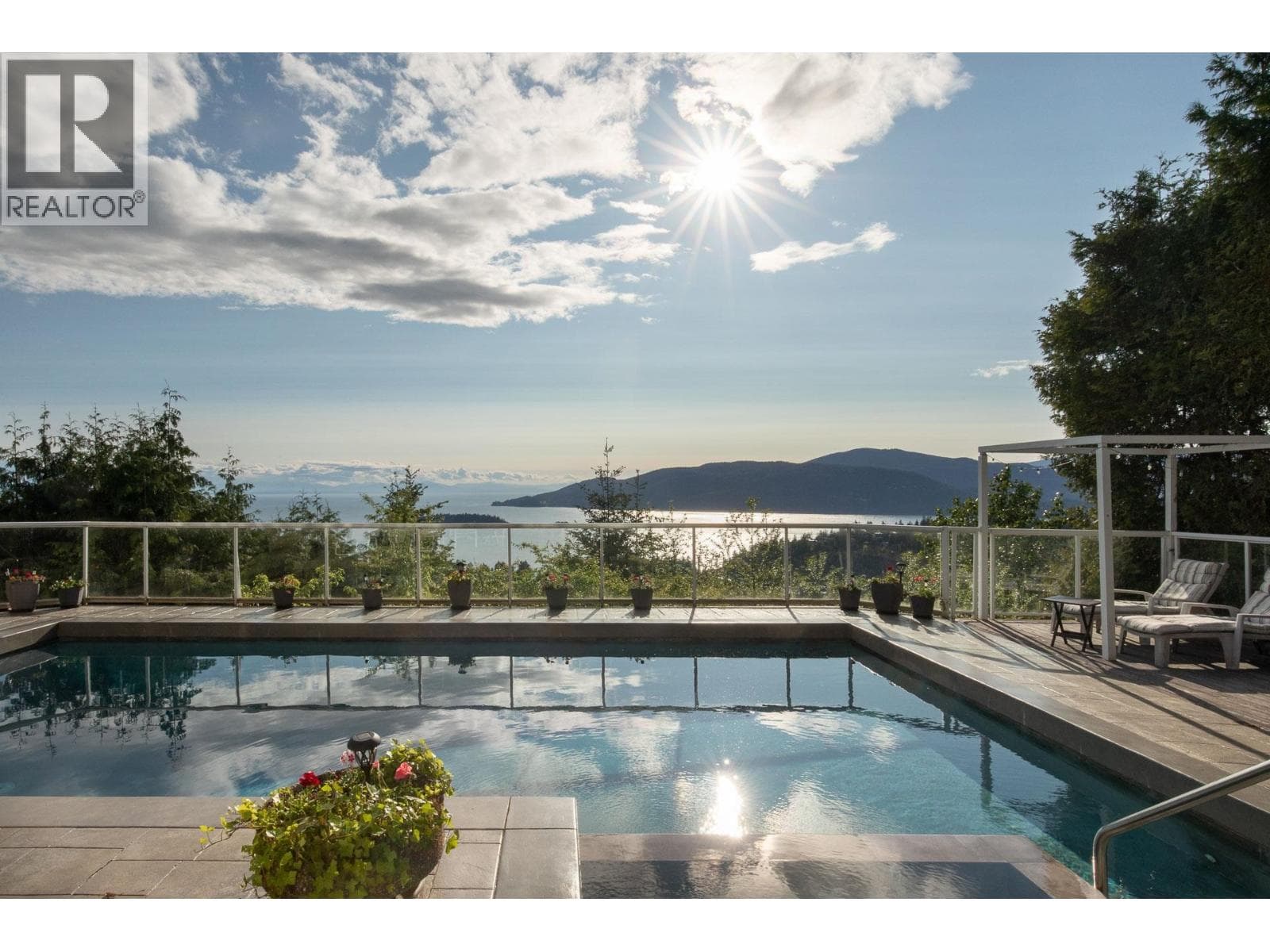 4729 WOODBURN ROAD, Greater Vancouver — photo 3