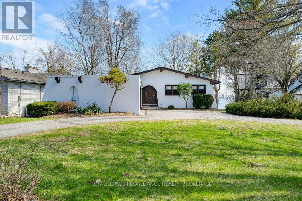 807 WARTMAN AVENUE, Kingston — photo 2
