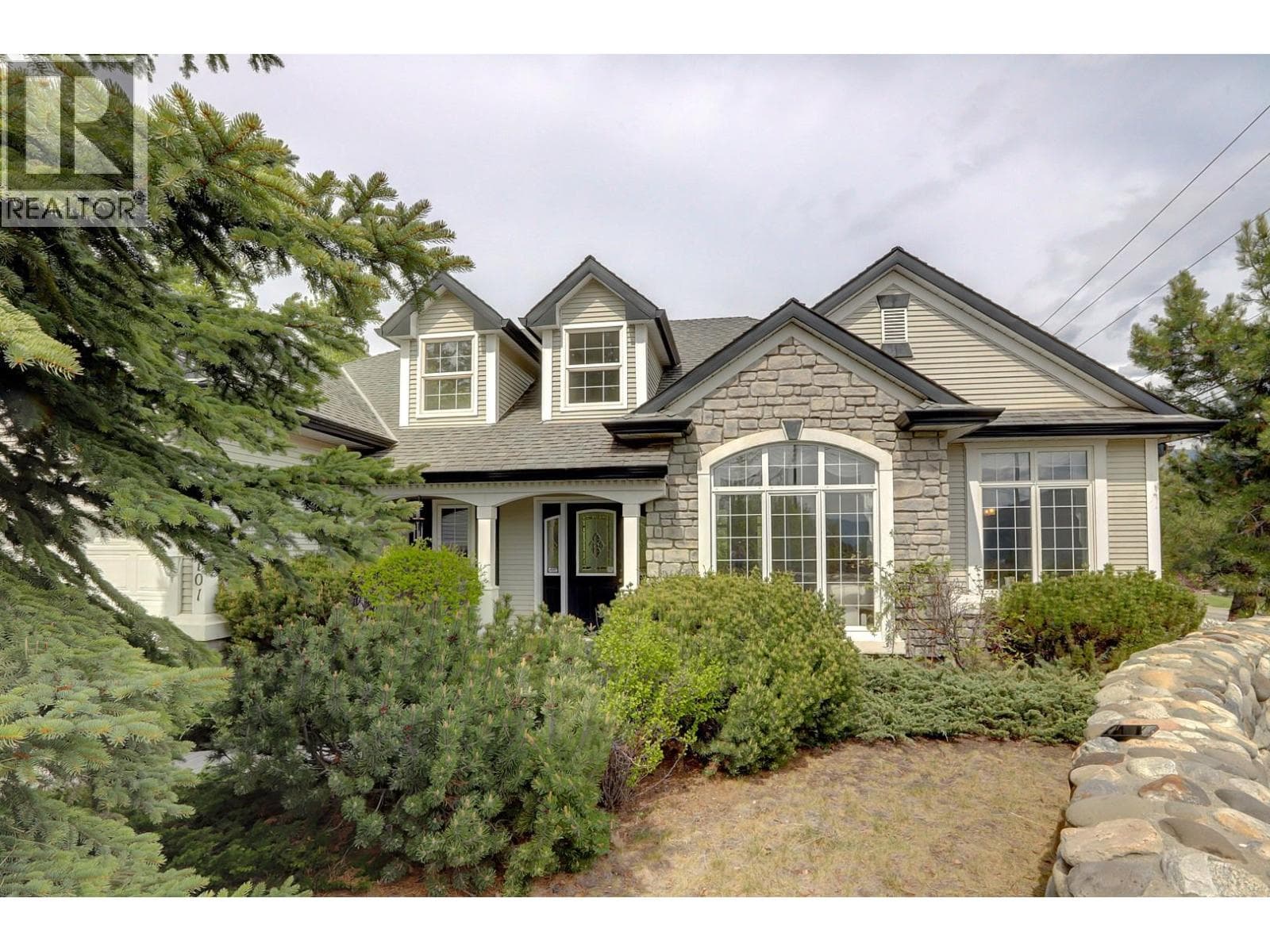 1101 PHOENIX DRIVE, Interior REALTORS® — photo 4