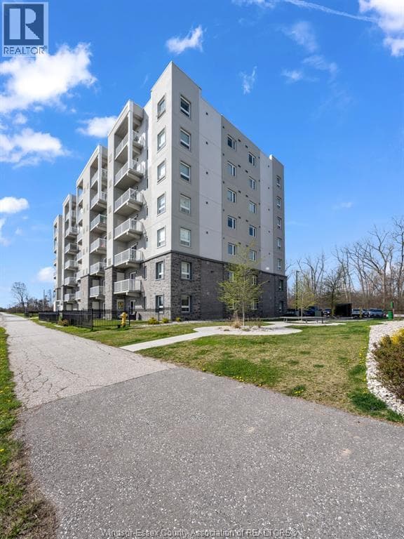 1675 BANWELL Unit# 104, Windsor — photo 5