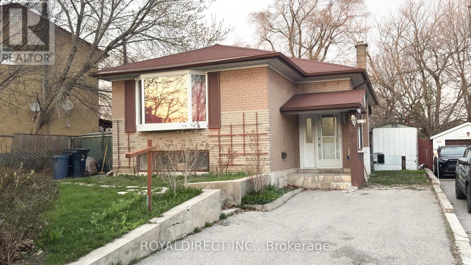 65 SHARBOT AVENUE, Toronto — photo 2