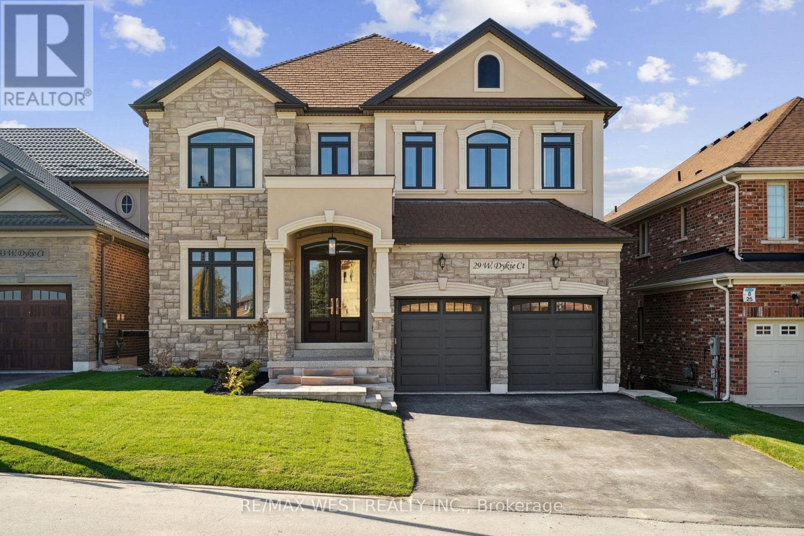 29 W DYKIE COURT in 