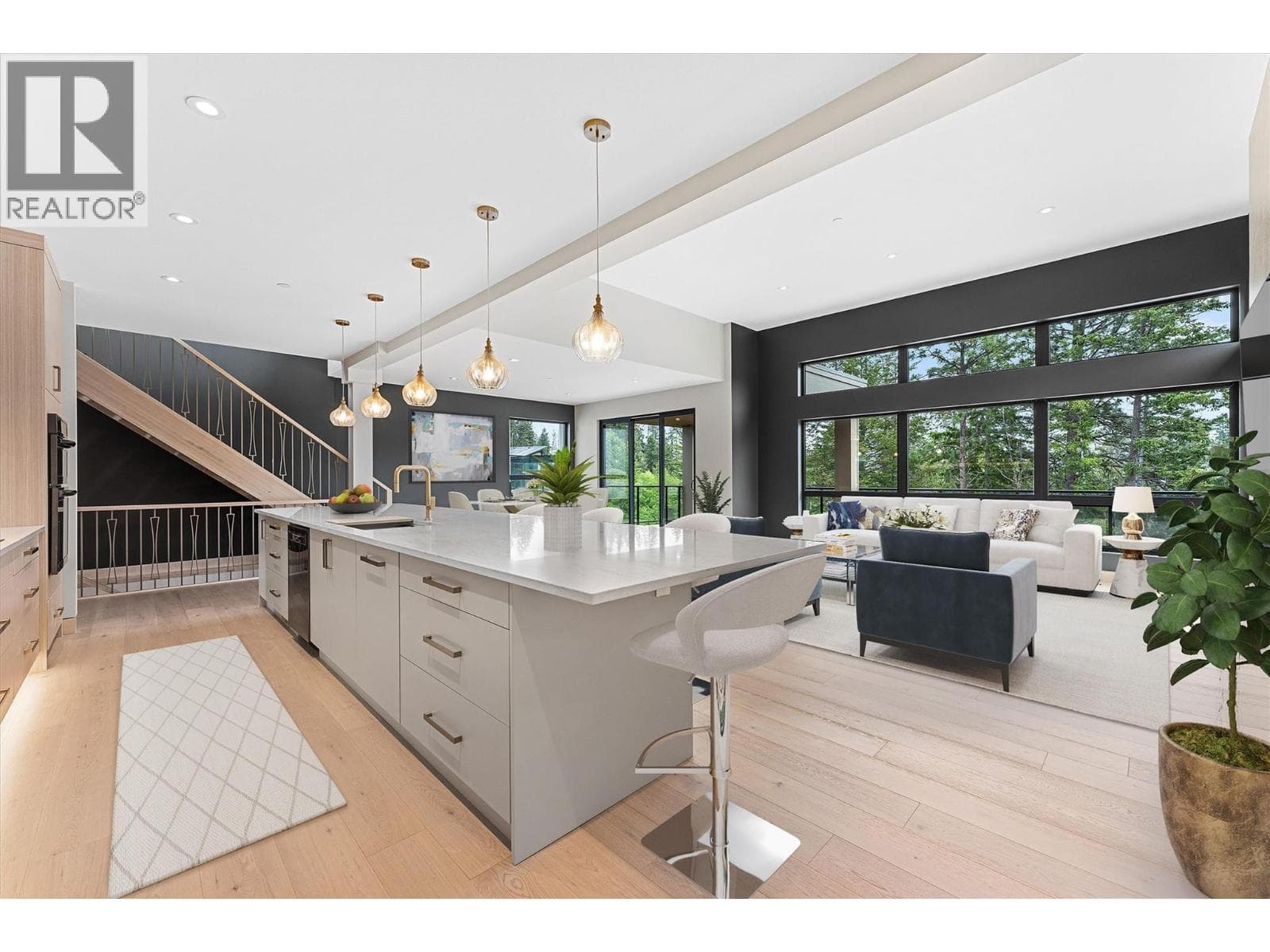 10313 LONG ROAD, Interior REALTORS® — photo 5
