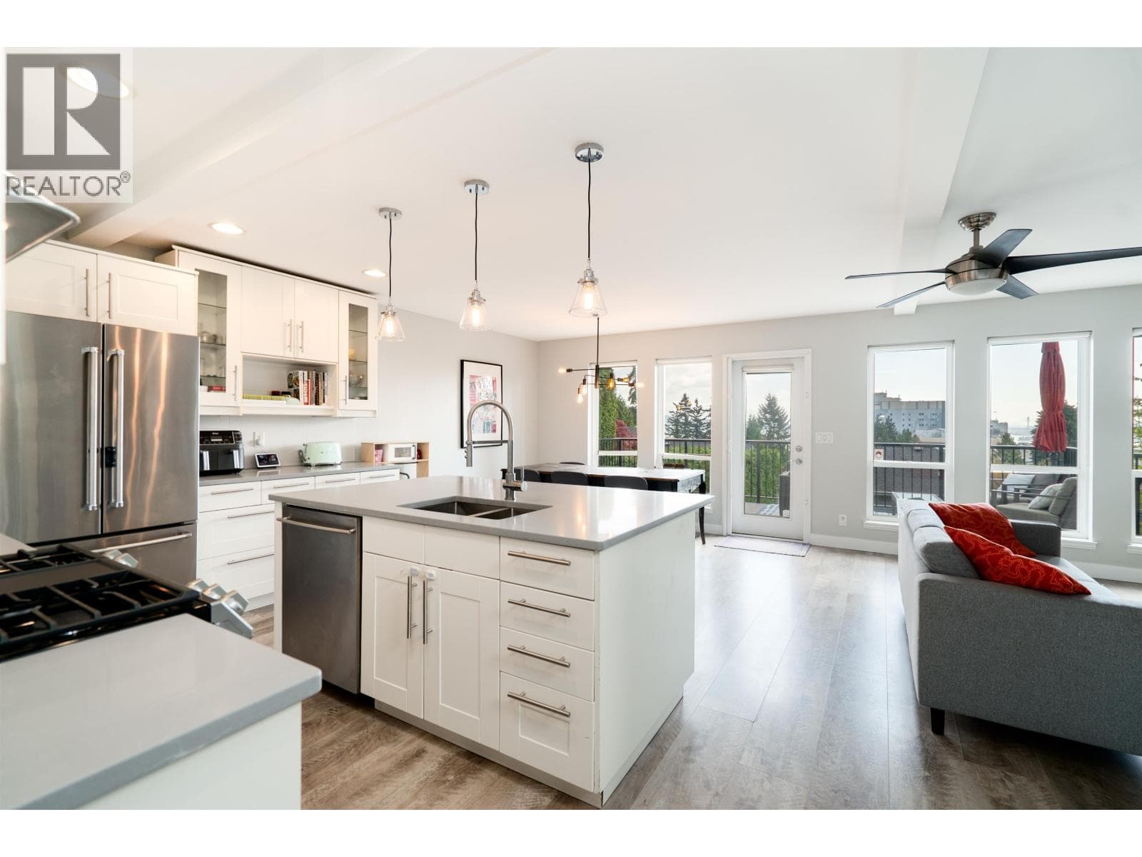 330 RICHMOND STREET, Greater Vancouver — photo 3